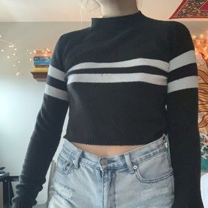 Cropped Hollister Sweater